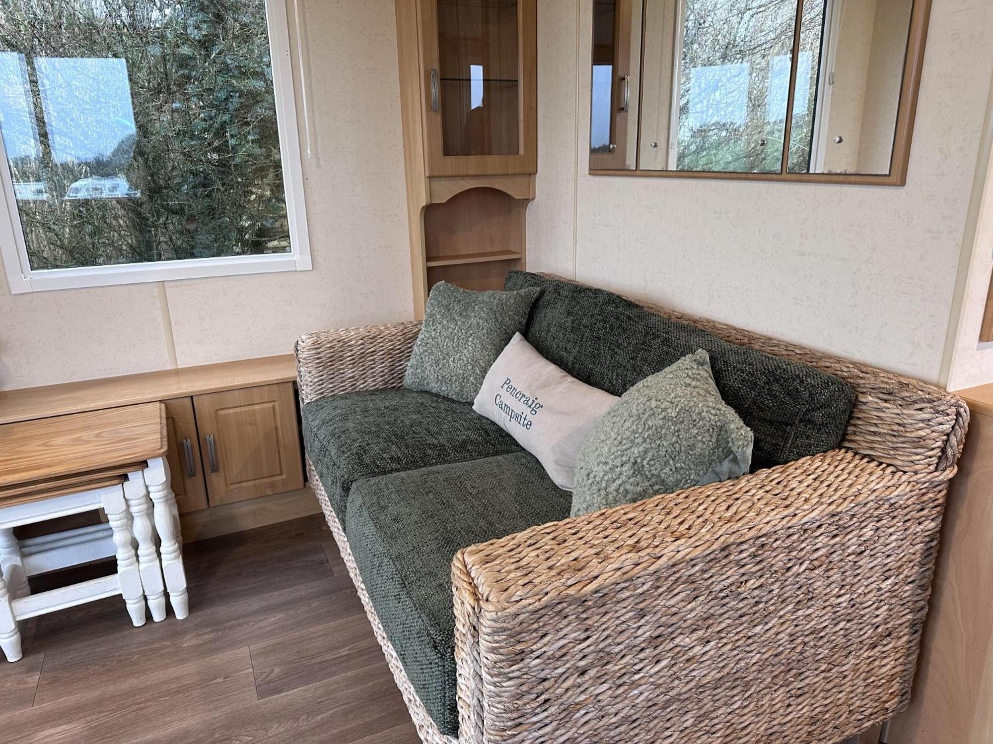 Captivating 2-Bed Static Caravan In Holyhead Llanfachraeth Esterno foto
